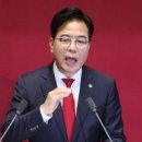 [속보] 국민의힘 송언석 “국가 멈춘 날, 대통령은 예능 찍으며 웃고 있어” 이미지