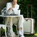 해브모어 | 사로잡는 순백의 우아함] 스트라틱(Stratic) 레더앤모어J 55cm 기내용 캐리어 화이트: 독일의 정교함과...