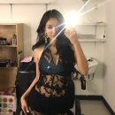 "시스루 룩의 정석" 지효, 슬림한 실루엣 돋보이는 고혹적인 자태