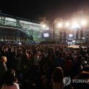 Re: 싸이 무료공연에 초가을 서울광장 축제 열기 이미지