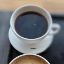 작은창 큰풍경 이미지