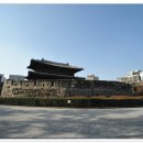 동대문역 6번출구 뒤 이미지