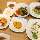 솔잎아래 이미지