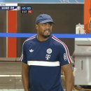 [제주 vs 바이에른 뮌헨] 뱅상 콤파니 감독과 세르지우 코스타 감독.gif 이미지