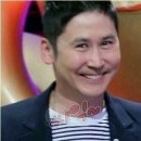 더 플라잉 팬 화이트