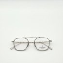 우즈아이웨어 이미지