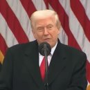 트럼프, A-WEB과 이재명의 연결고리 밝힌다 이미지