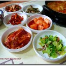 [부산/영도] 땀흘러가면 먹는 김치찌개, 옛날곰탕 이미지