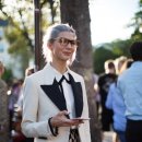 시니어 모델 이미지