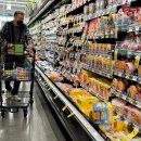 US on &#39;disinflationary path,&#39; but more data needed 금리 인하 전 더 많은 데이터가 필요 이미지