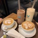 세븐일레븐 안성원곡본점 | 안성 칠곡저수지 카페 원곡 대형 카페 로스터스 정진원의 커피볶는집 원곡 본점