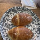 빵 아저씨 빵 아줌마 | [정자역 베이커리] 키로베이커리 정자점 갓 구운 소금빵 솔직후기