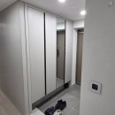 e편한중문아파트 | &lt;북구 e편한세상금정산 아파트 중문 시공 &amp; 가격 정보 정리&gt; - 부드러운 메트로 브론즈 색상의 3연동...