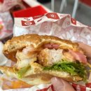 [도로]근로복지공단 삼거리1 | [신대방삼거리역] 왓더버거 보라매점 🍔 통새우 가득한 새우버거 혼밥 맛집 후기