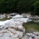 계곡 끝집 이미지