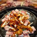 무쇠김치삼겹 - 강서구 명지국제6로 226 | 무쇠김치삼겹