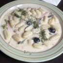 코지인 무르무르 | 경희대 파스타 맛집 코지인무르무르 고르곤졸라 뇨끼, 연어스테이크 로제 후기