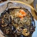 [산본]&#39;컨테이너 키친&#39; 스테이크가 맛있고 데이트도 하기 좋고 가성비도 좋았던 산본 맛집 후기