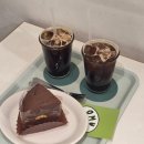 11215-군자-공영주차장37 | 군자역 카페 내돈내산 디저트 맛집 오무오무 분위기 좋고 단체모임 딱이야