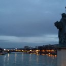 프랑스 파리 세느강변의 '자유의여신상" 이미지