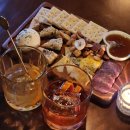 네그로니 | 동대문구 술집 바이브, 회기역 칵테일바 올드패션.네그로니 맛집 후기