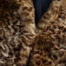 AE Faux Fur Leopard Coat 이미지