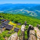 "설악산 부럽지 않는 절경이에요" 100개 주상절리가 품은 해발 850m 천년 고찰 이미지