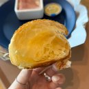 끼있는머리마을 | [ 천안 ] 빵 오마카세 !? 주말 30명 한정! 방금 나온 빵, 천안 뚜쥬루 빵돌가마마을 오픈런 후기