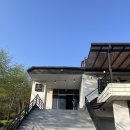 이쁜공간 | 인천 송도 메이도우 ｜초록초록한 풍경이 액자 같았던 공간 , 숲속뷰가 이쁜 송도 카페 내돈내산 후기