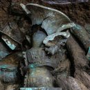 ﻿쓰촨 고고학발굴 하나의 새로운 중국 국보...삼성퇴 청동정존인상 깜짝 등장 이미지