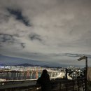 팔각정 입구 | 서울 야경 도보 부담 없는 응봉산 팔각정 달맞이공원 가는 길