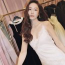 제시카, 소녀시대 시절 그대로인 미모…순백의 드레스 입고 '여신 자태' 우아한 드레스 자태 이미지