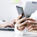 스마트폰 하나면 생활이 편리해 이미지