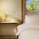 스테이 어라운드 이미지