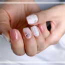 네일은 봄날 이미지