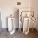 전통공원 화장실 이미지