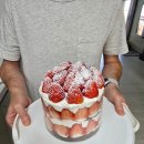 시루아 케이크 | 딸기제철 언니의 생일케이크 성심당 딸기시루아님 김심당 딸기시루 케이크완성