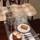 삼일교회 앞 | 은평구 숨겨진 감성카페 일월삼일 피치우롱티부터 쑥크럼블휘낭시에, 브라우니까지 때린 솔직후기