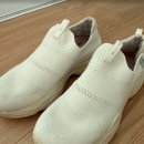 운동화빠는날 이미지