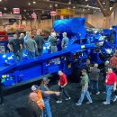 무선 리모컨을 이용한 편리하고 안전한 파쇄 작업 및 주행 디자인 목재파쇄기 / 나무파쇄기 피터슨 2710D 이미지