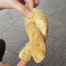 콩꼬물꽈배기 이미지