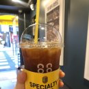 컴포즈커피 중앙대점