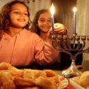 하누카(Hanukah)란 무엇인가요? 이미지
