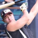 군계일학... 아니, 배부른 돼지들 속 한 마리 굶주린 늑대를 응원한다. 이미지