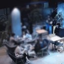 강남 카페에서 발생한 식빵 테러, 경찰 "안다쳤으면 그냥 가라" 이미지