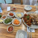 신의주왕족발순대국 이미지