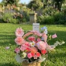 리앤프라자 | [리앤플라워 수원역AK프라자점] 어버이날 카네이션 꽃바구니 선물 후기 🌸