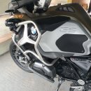 r1200gs adv 15년식 국방색 판매합니다 이미지