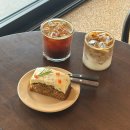 오스모시스 | 제주 구좌 오션뷰 카페 오스모시스 당근 케이크 맛집