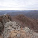 남도 산등성이 30여봉 오르내림 육십오리( 25.6km)길은 무겁다. 이미지